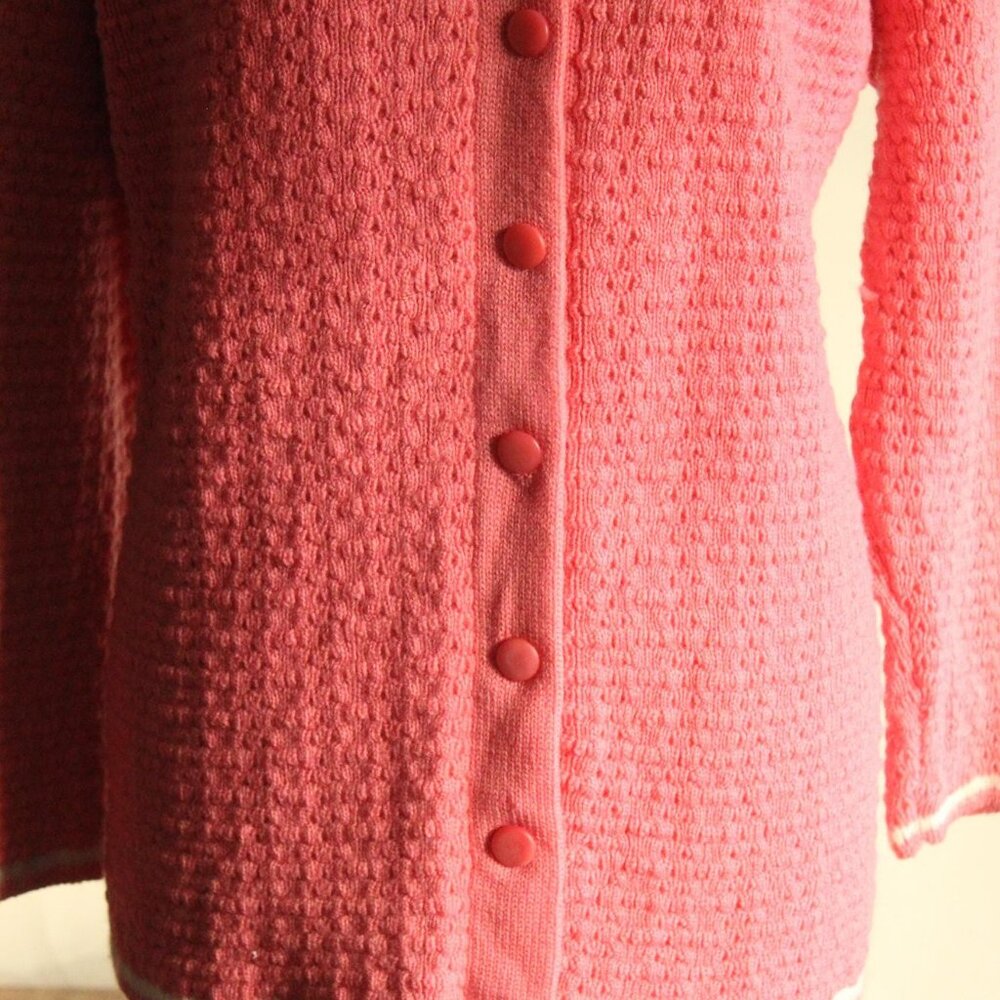 Vintage 1950s 1960s Sweater, Handknit Pink Cardigan with Collar - Picture 4 of 12